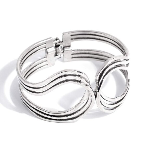 Shockwave Attitude - Silver Bracelet - Picture 2 of 2